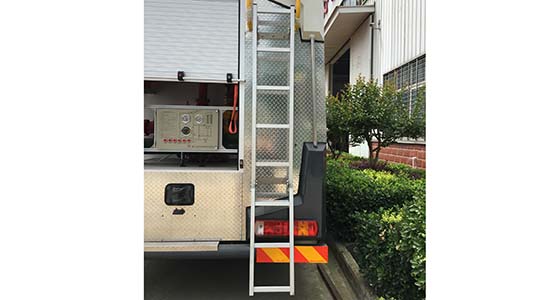 豪沃消防車配件
